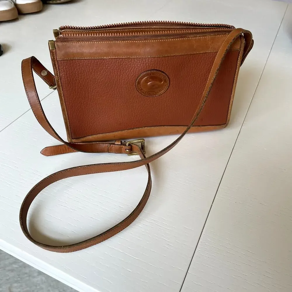 Vintage 90's Dooney & Bourke Pebbled Leather Crossbody Purse
